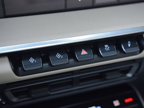 Certified 2021 Porsche 911 AWD/4WD image 25