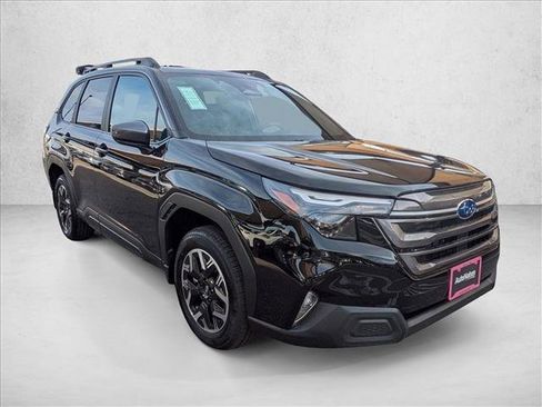Used 2026 Subaru Forester Premium w/ Base/Premium Package AWD/4WD image 3
