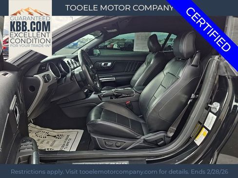 Used 2022 Ford Mustang Premium image 15