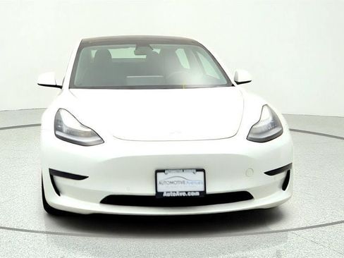 Used 2021 Tesla Model 3 Standard Range Plus RWD image 2