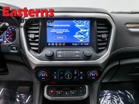 Used 2023 GMC Acadia SLT image 12