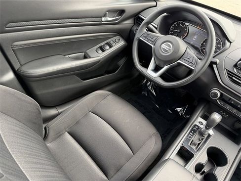 Used 2020 Nissan Altima 2.5 S image 13