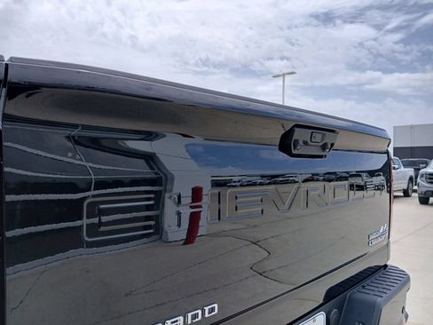 Certified 2025 Chevrolet Silverado 2500 High Country w/ Technology Package AWD/4WD image 45