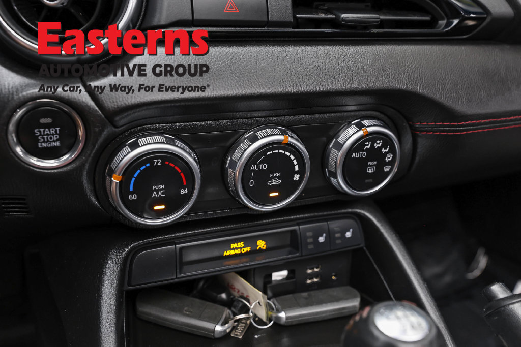 Used 2018 MAZDA MX-5 Miata Grand Touring RWD image 20