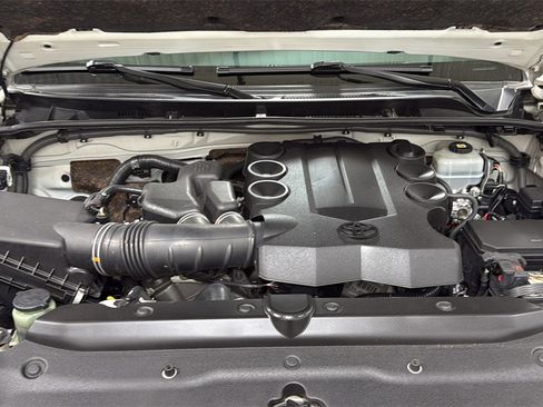 Used 2022 Toyota 4Runner Limited image 26