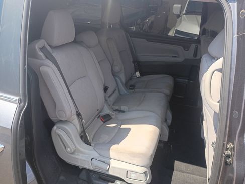 Used 2019 Honda Odyssey EX image 12