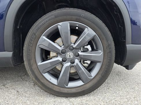 Used 2025 Honda Pilot Sport image 31