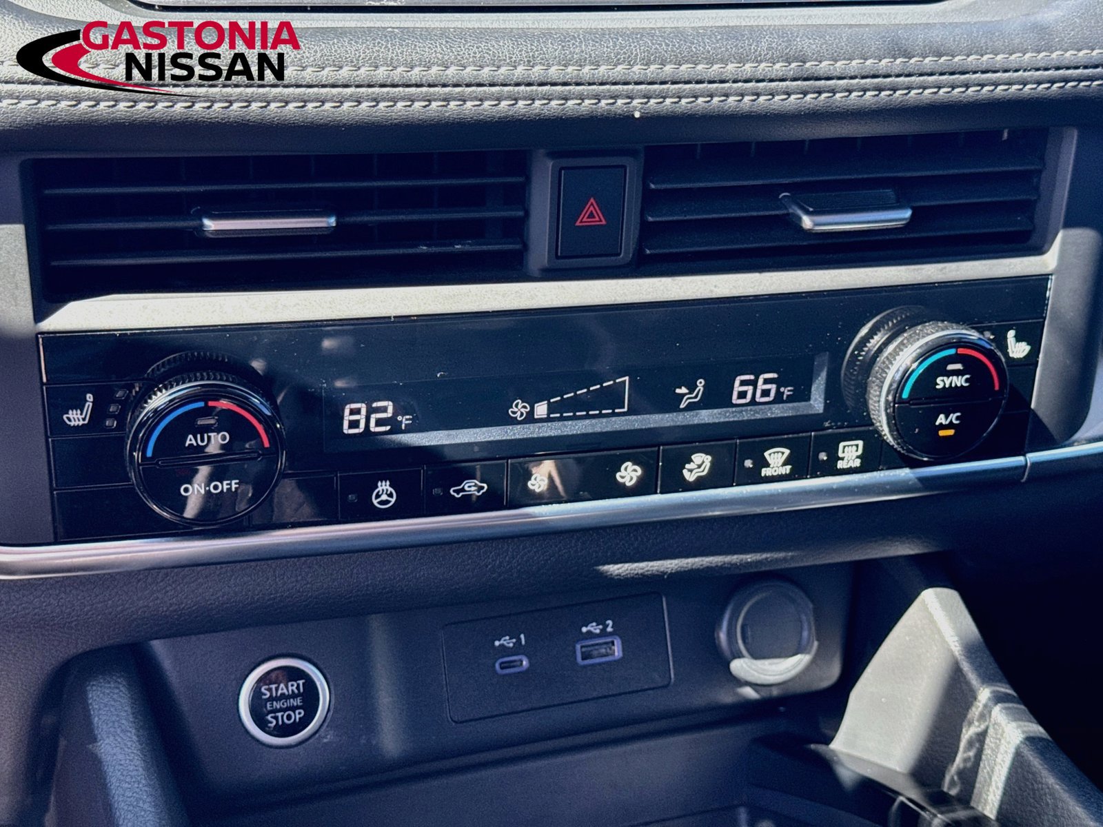 Used 2023 Nissan Rogue SV w/ SV Premium B Package FWD image 19