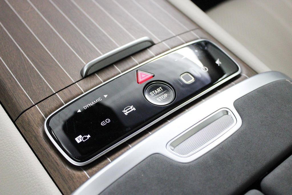 Used 2023 Mercedes-Benz EQS 580 4MATIC Sedan image 37