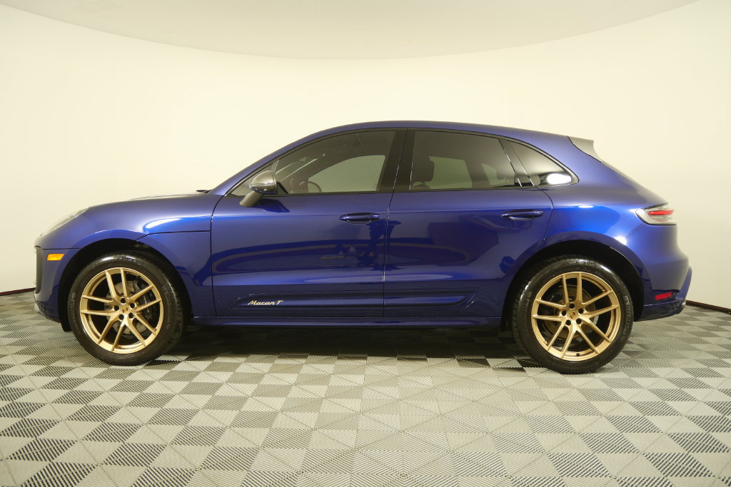 Used 2024 Porsche Macan AWD/4WD image 7