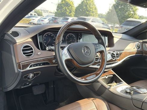 Used 2015 Mercedes-Benz S 550 Sedan image 10