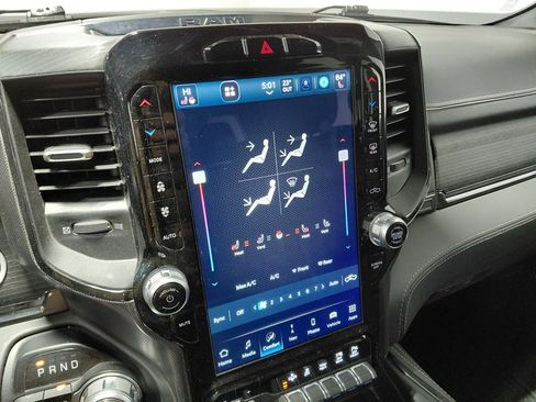 Used 2022 RAM 1500 Limited w/ Body Color Bumper Group image 40