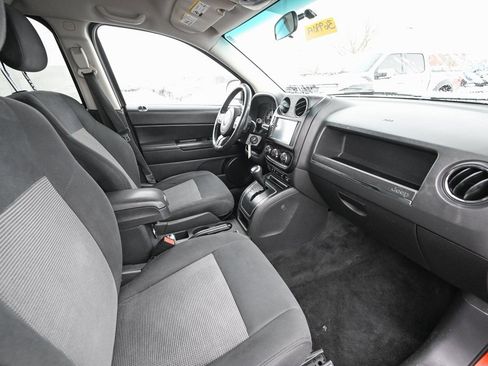 Used 2012 Jeep Compass Latitude image 22