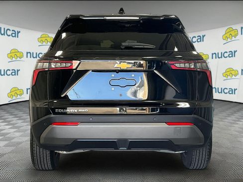 Used 2026 Chevrolet Equinox LT w/ Convenience Package II image 5