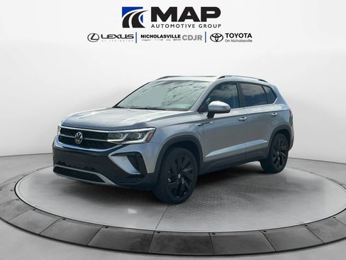 Used 2024 Volkswagen Taos SEL AWD/4WD image 1