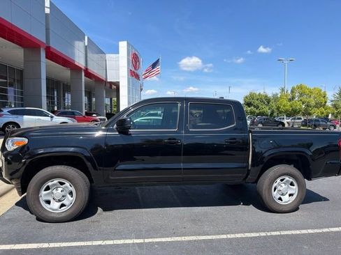 Used 2023 Toyota Tacoma SR AWD/4WD image 10