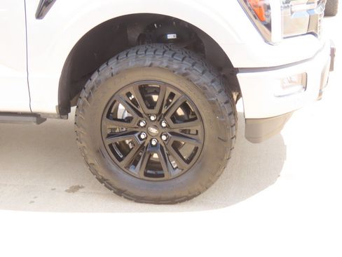 Used 2025 Ford F150 Platinum w/ Equipment Group 702A High AWD/4WD image 9