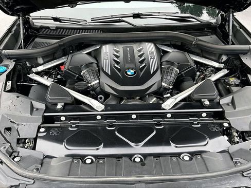 Used 2022 BMW X6 M50i image 28