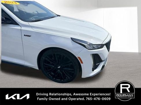 Used 2024 Cadillac CT5 V w/ LPO, ONYX Package image 3