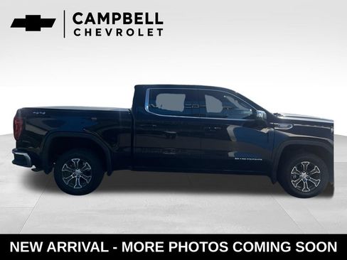 Used 2024 GMC Sierra 1500 SLE w/ Preferred Package AWD/4WD image 6