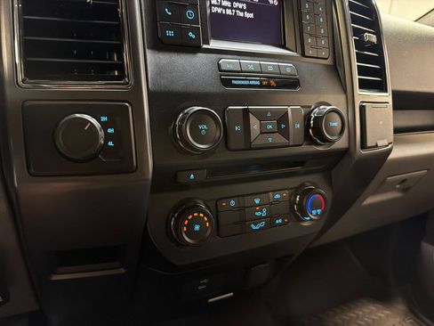 Used 2018 Ford F150 XLT AWD/4WD image 21