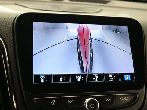 Used 2022 Chevrolet Equinox RS w/ RS Leather Package image 26