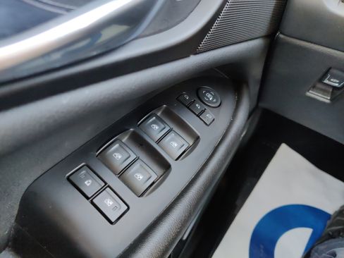 Used 2019 Cadillac Escalade Premium Luxury image 24