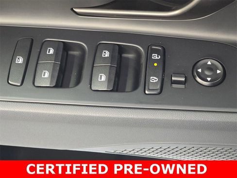 Certified 2025 Hyundai Elantra Sport image 28
