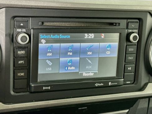 Used 2019 Toyota Tacoma SR5 RWD image 6