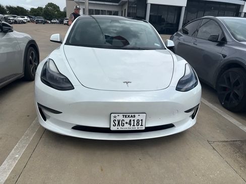 Used 2023 Tesla Model 3 Standard Range RWD image 4