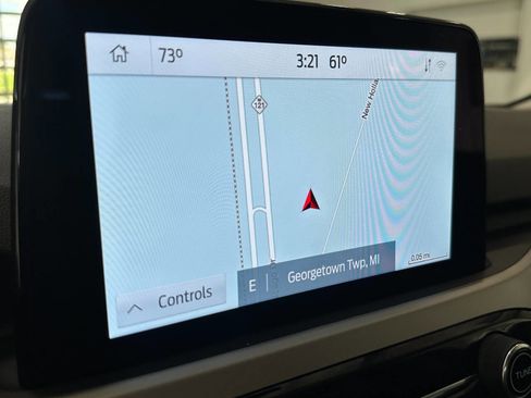 Used 2022 Ford Escape SE w/ Cold Weather Package image 33