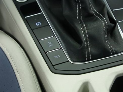 New 2026 Volkswagen Jetta SE FWD image 26