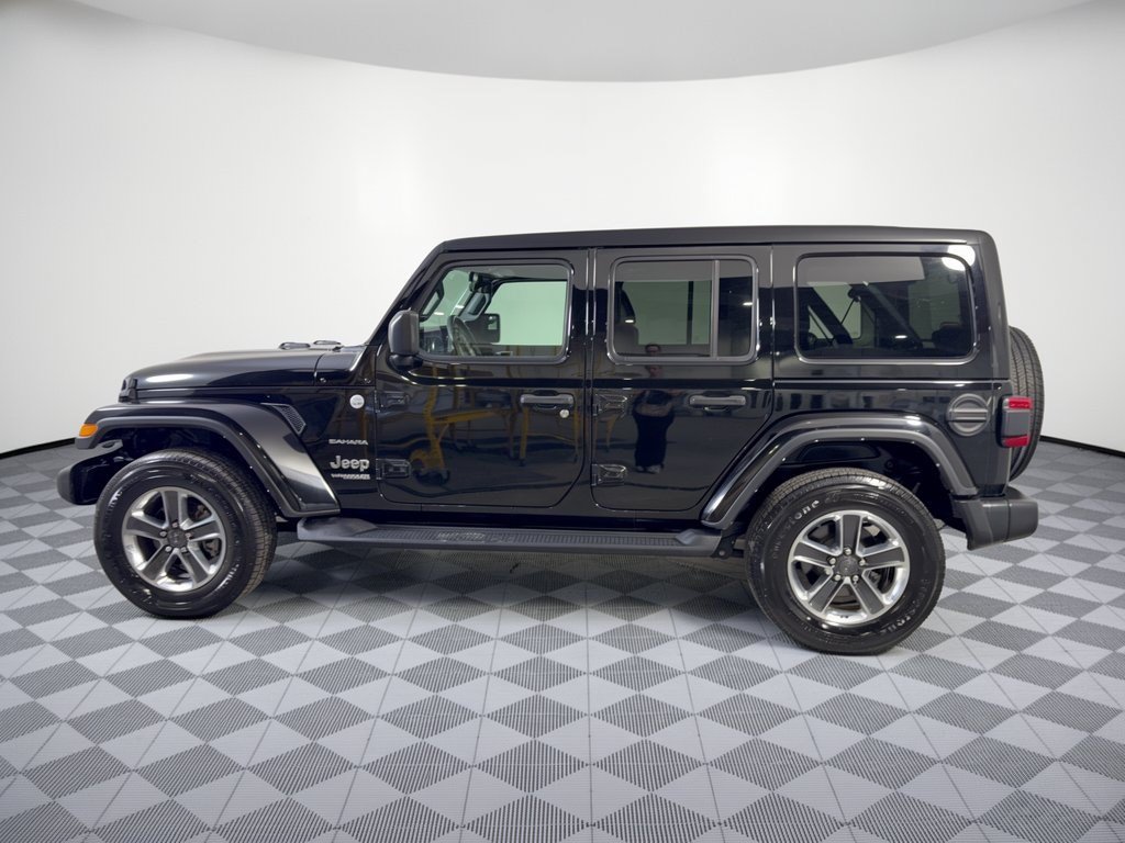 Used 2022 Jeep Wrangler Unlimited Sahara w/ LED Lighting Group AWD/4WD image 2