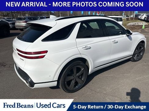 Used 2023 Genesis GV70 3.5T Sport w/ Sport Prestige Package image 12