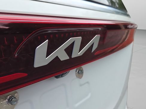Used 2022 Kia Carnival SX FWD image 29