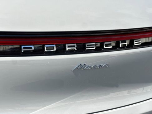 New 2026 Porsche Macan AWD/4WD image 31