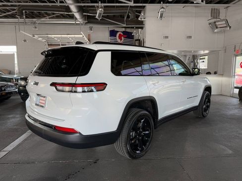New 2025 Jeep Grand Cherokee L Altitude image 14