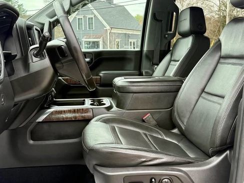 Used 2021 GMC Sierra 2500 Denali w/ Denali Ultimate Package AWD/4WD image 10
