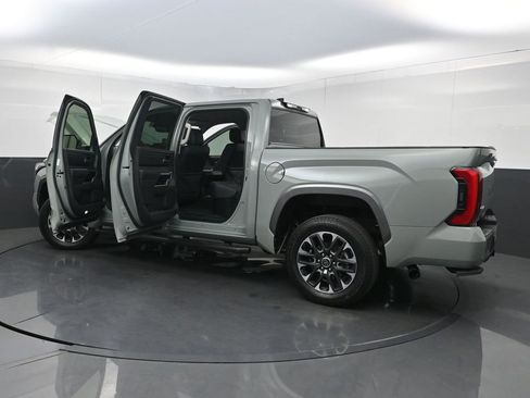 Used 2024 Toyota Tundra Limited w/ Power Package AWD/4WD image 41