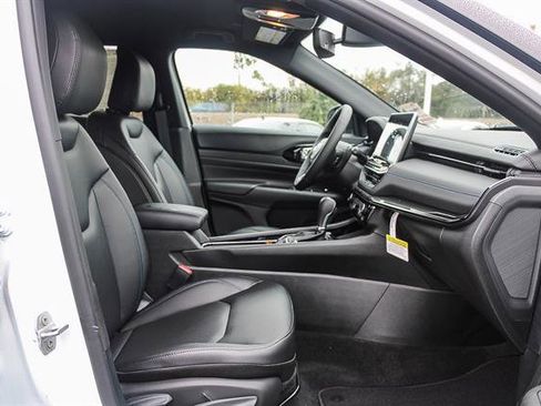 New 2026 Jeep Compass Limited image 16