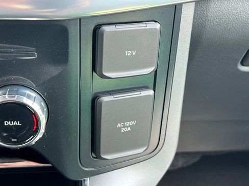 New 2025 Ford F150 Lariat w/ Equipment Group 501A Mid image 32