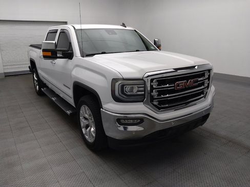 Used 2018 GMC Sierra 1500 SLT w/ Enhanced Driver Alert Package RWD image 13