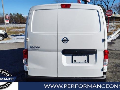 Used 2021 Nissan NV200 S image 4