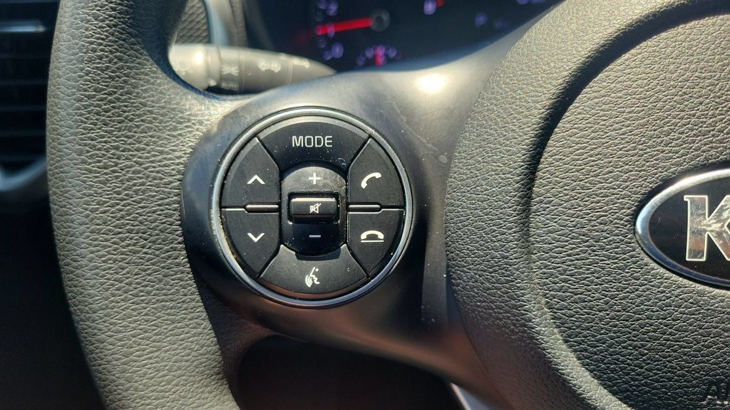 Used 2020 Kia Soul S FWD image 19