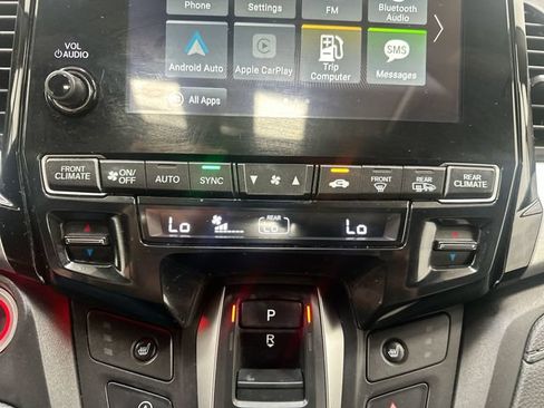 Used 2024 Honda Odyssey Sport image 18