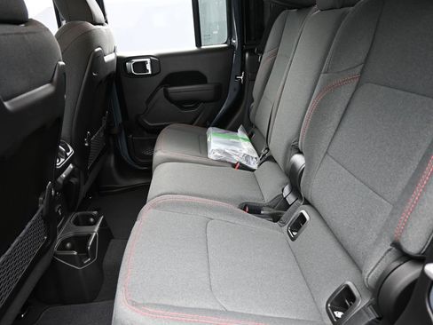 New 2026 Jeep Gladiator Rubicon image 12