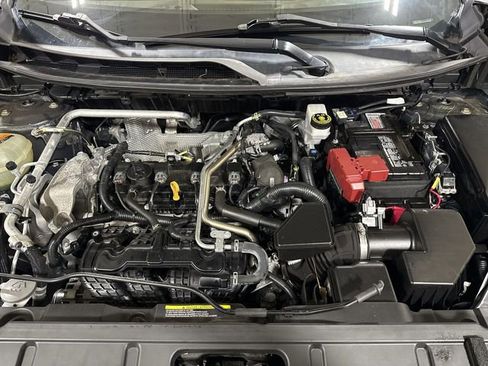 Used 2021 Nissan Rogue SV AWD/4WD image 24