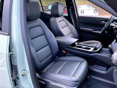 Used 2025 Chevrolet Equinox LT w/ Convenience Package II AWD/4WD image 7