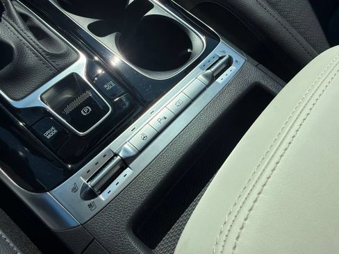 Used 2024 Kia Carnival SX Prestige FWD image 14