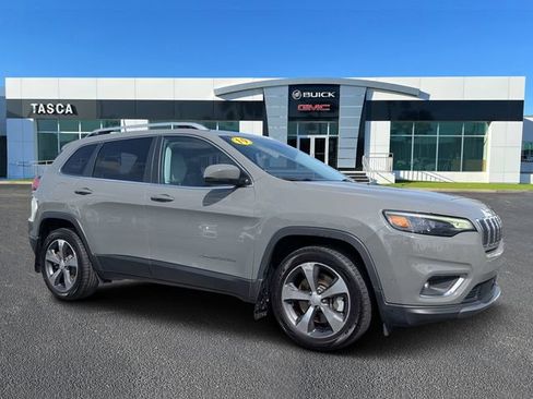 Used 2019 Jeep Cherokee Limited w/ Technology Group FWD image 1